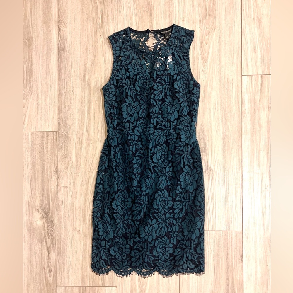 (New) Banana Republic Lace Dress, size 2